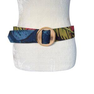 Women's unbranded multicolored fabric belt wood-like buckle
